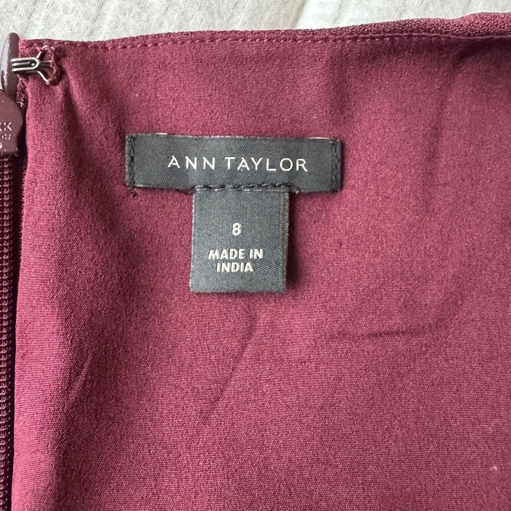 Ann Taylor burgundy dress with 3/4 sleeves, size 8 - Picture 10 of 11